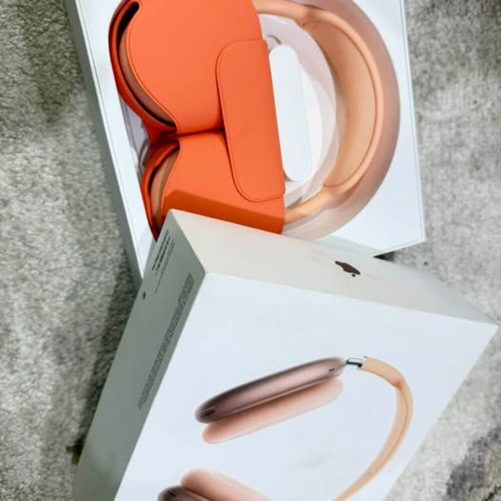 Apple AirPods Max-orange- Renewed